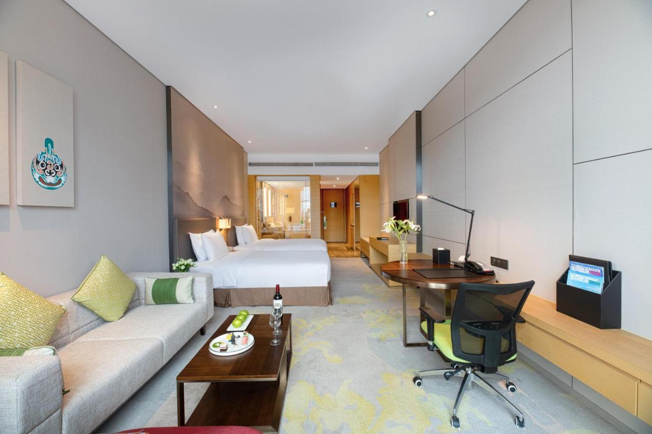 Holiday Inn Baoji Central By Ihg Экстерьер фото