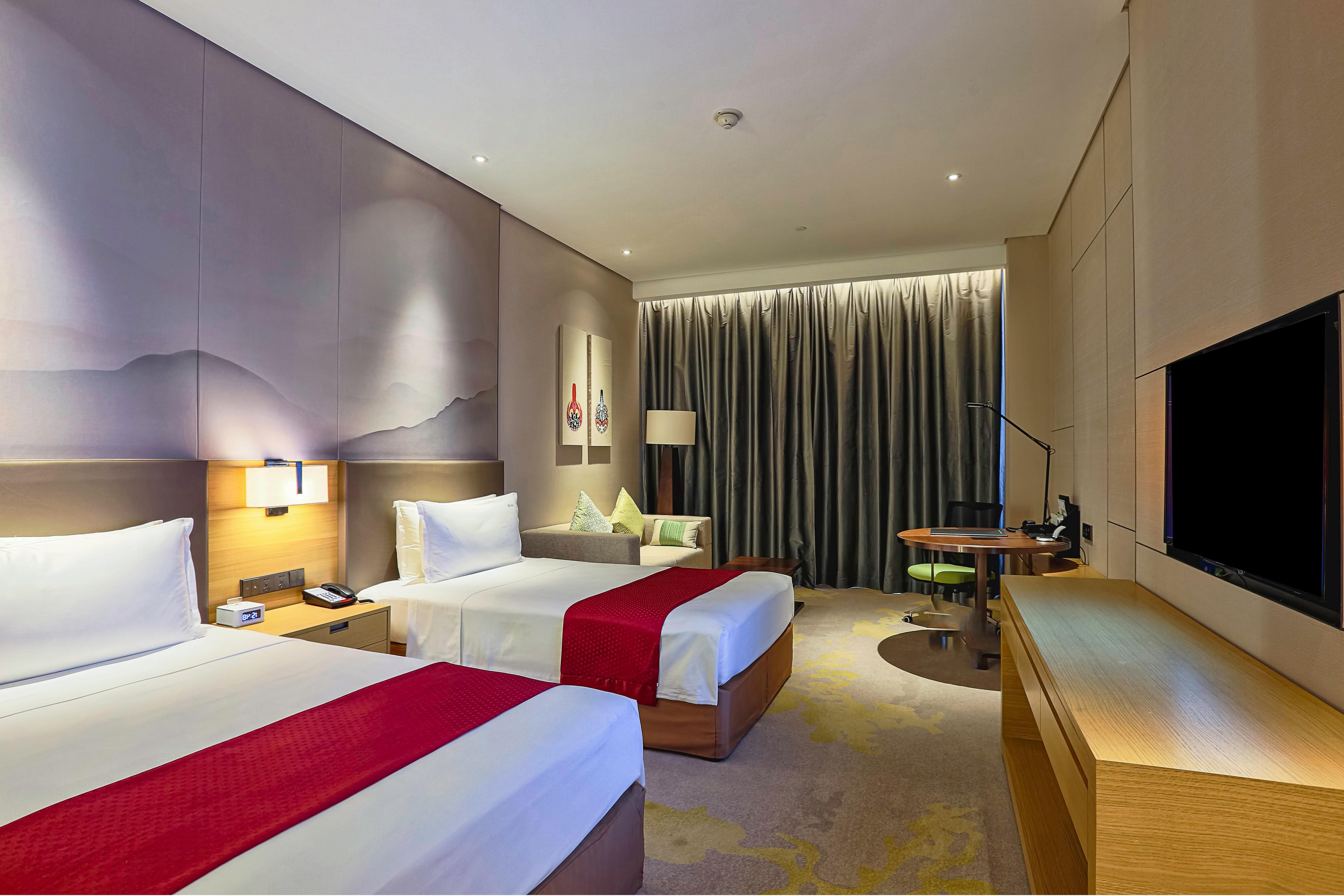 Holiday Inn Baoji Central By Ihg Экстерьер фото