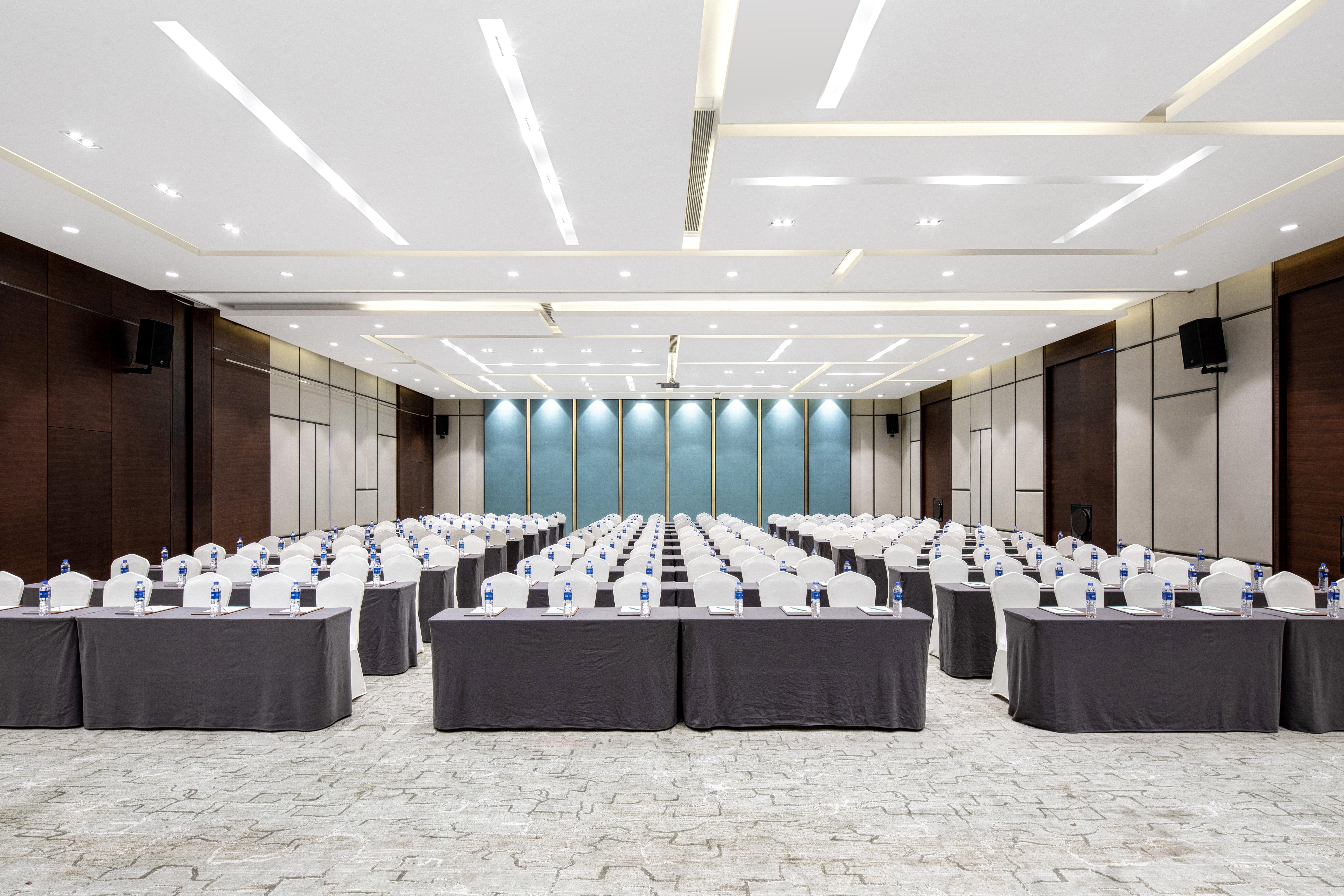 Holiday Inn Baoji Central By Ihg Экстерьер фото