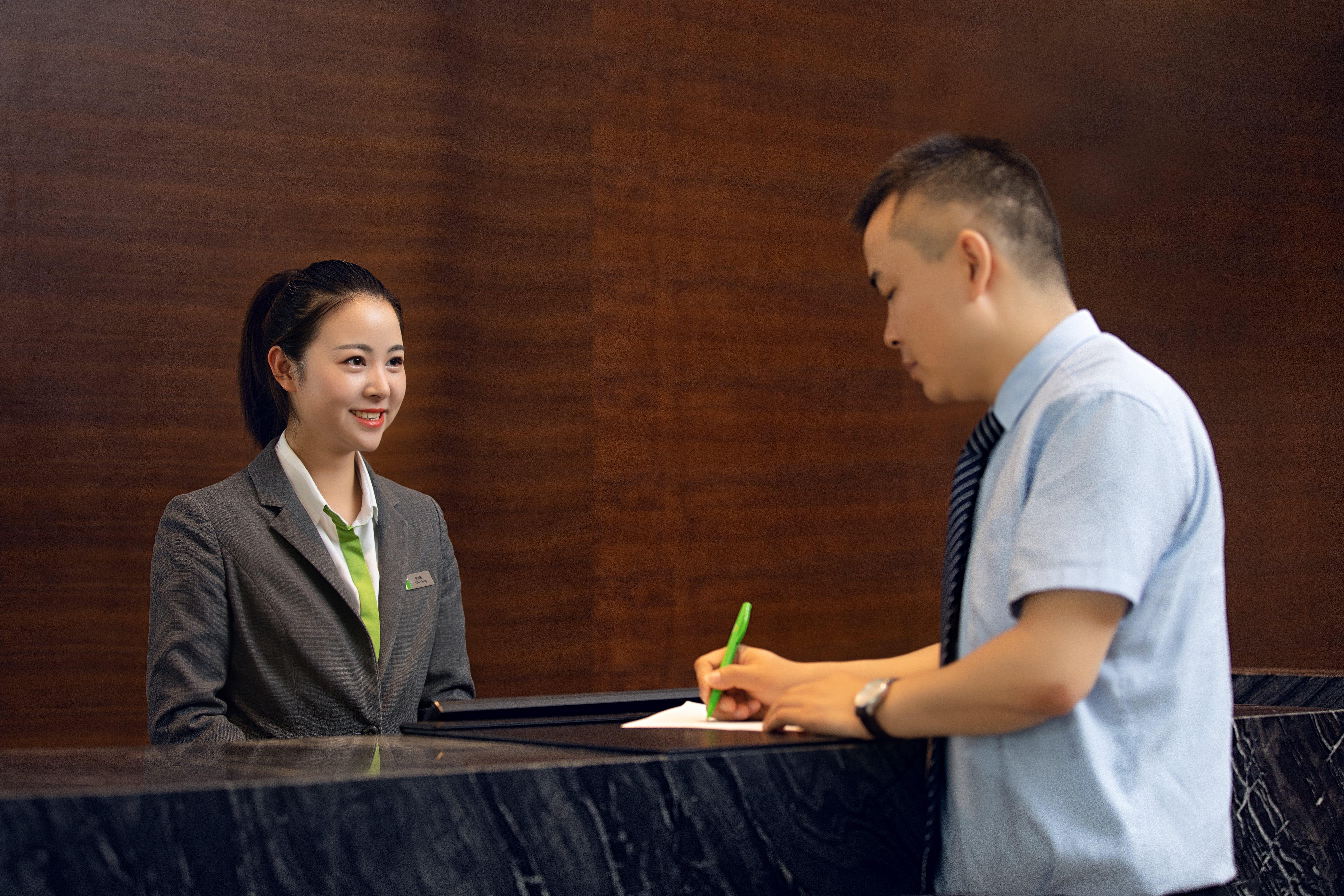 Holiday Inn Baoji Central By Ihg Экстерьер фото